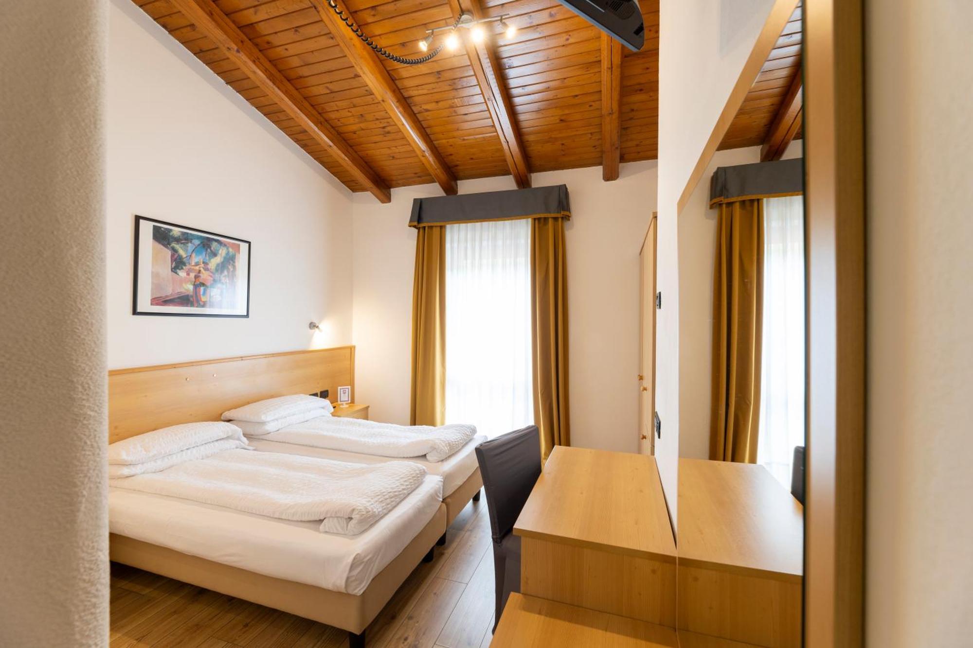 Hotel Derby Folgarida Kültér fotó